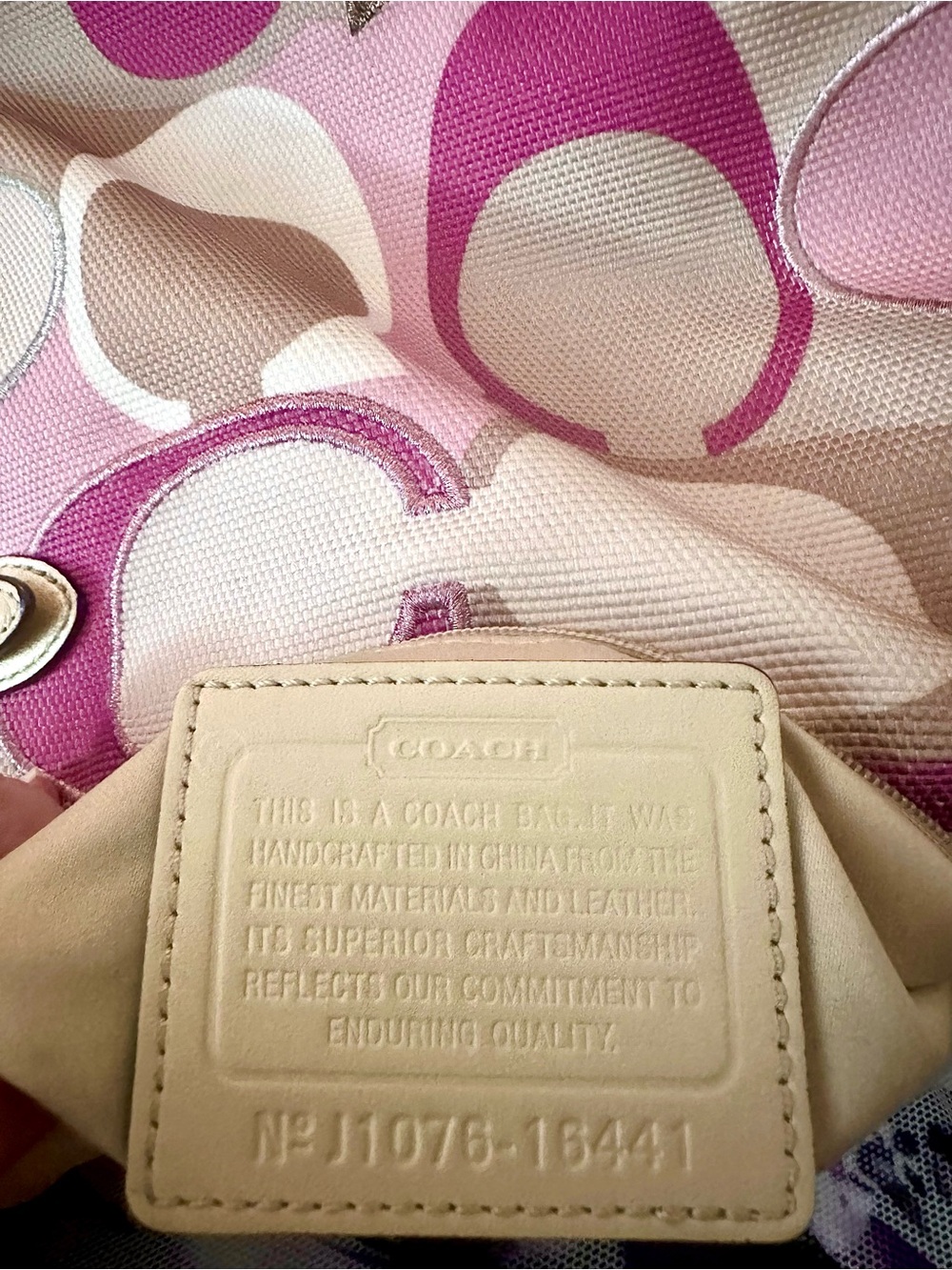 Coach Hobo Shoulder Poppy 2011 Bag in Pink, Cream, Beige F16441 Y2K - Picture 6 of 15